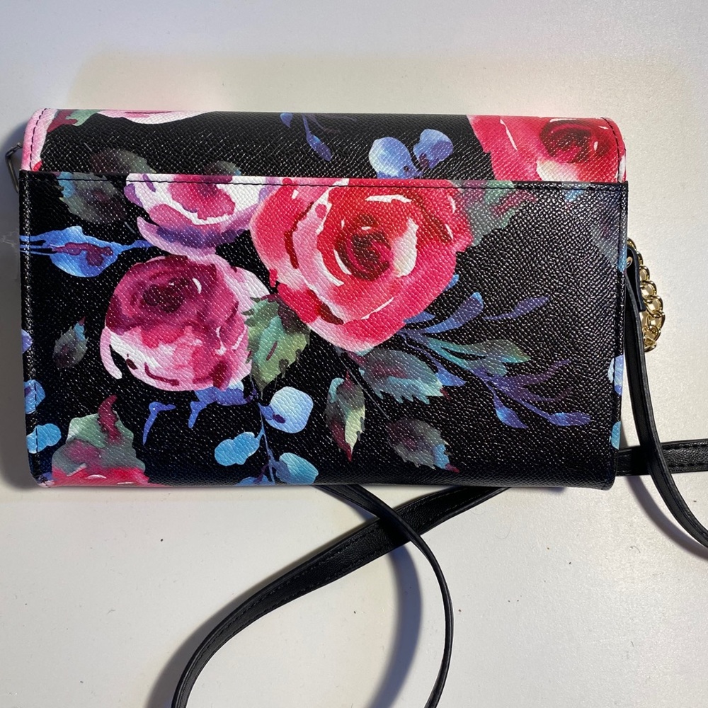 New Betsey Johnson floral Crossbody bag/ Wallet - Picture 4 of 8
